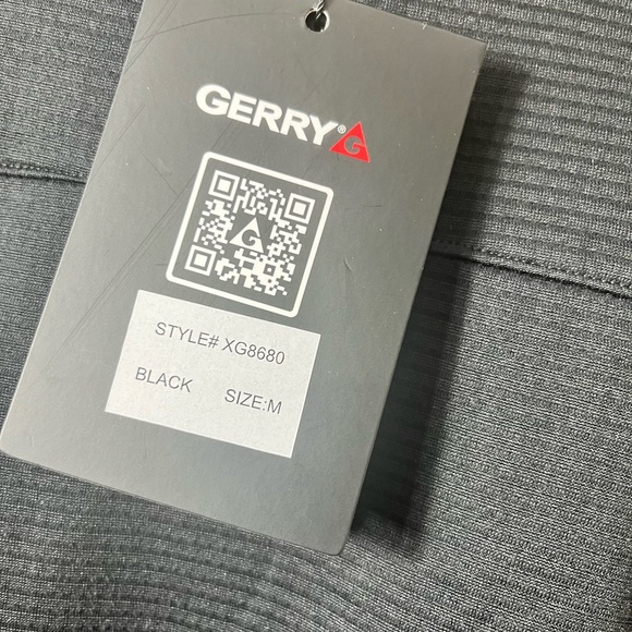 NWT GERRY On the Go Travel Apparel Lightweight Hoodie Black Medium #XG8680 - Picture 4 of 10